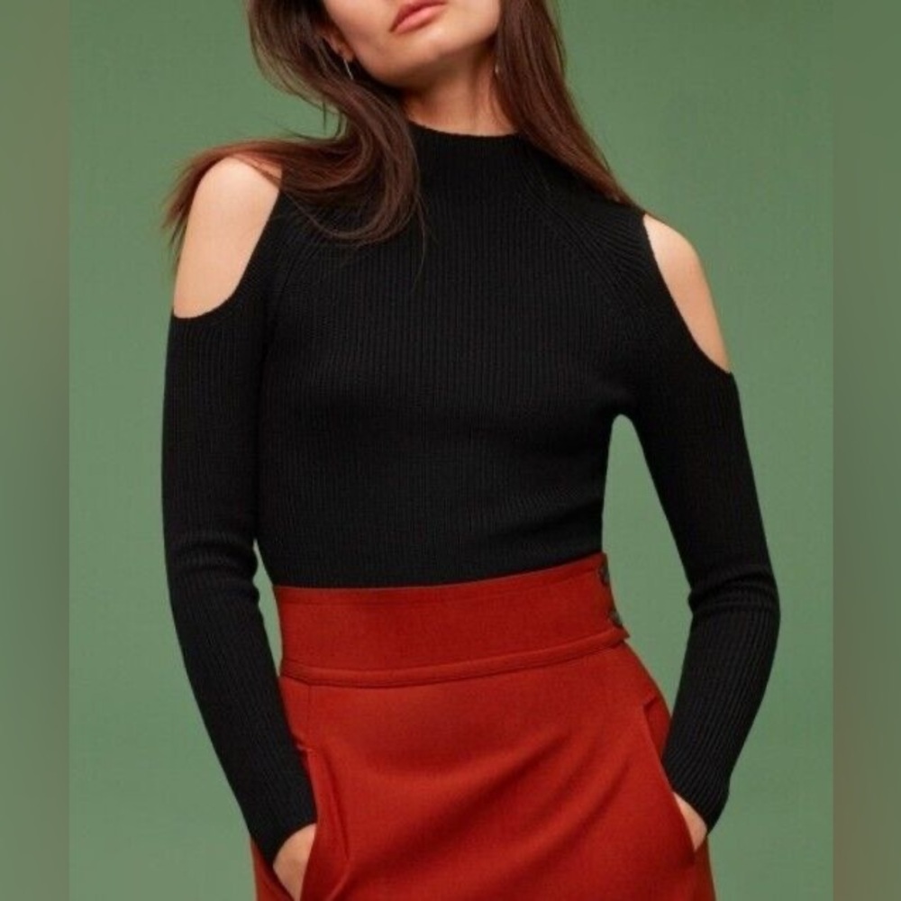 WILFRED ARITZIA Bonnard Stretch Knit Cold Shoulder Sweater - Picture 1 of 4